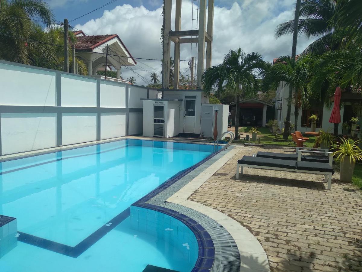 Vijai Resort Negombo Ngoại thất bức ảnh