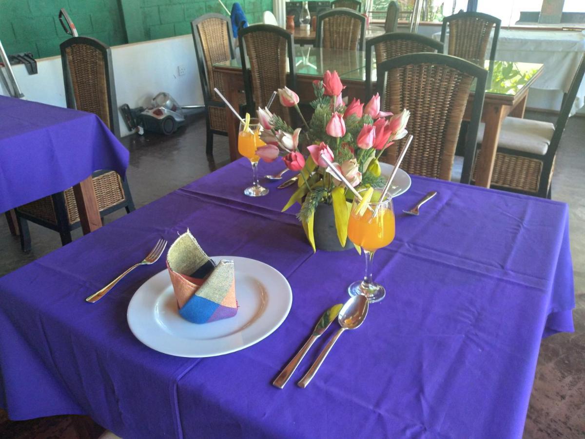 Vijai Resort Negombo Ngoại thất bức ảnh