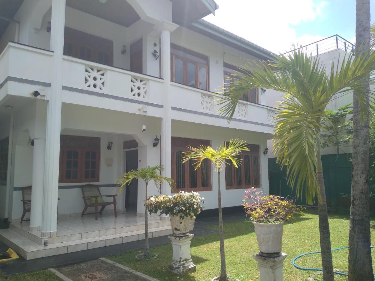 Vijai Resort Negombo Ngoại thất bức ảnh
