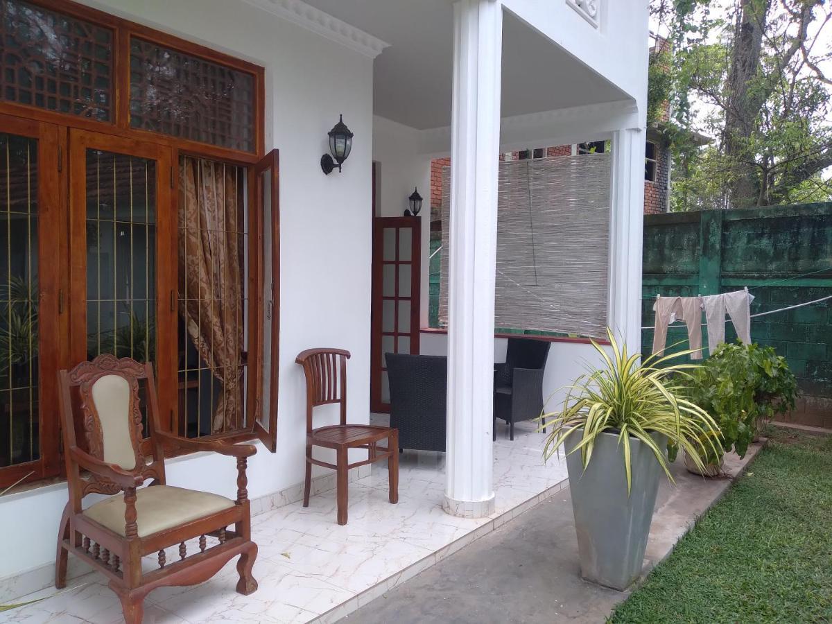 Vijai Resort Negombo Ngoại thất bức ảnh